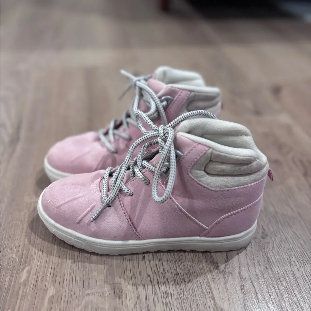 Oshkosh B’Gosh Pink Boots Girl’s sz 12